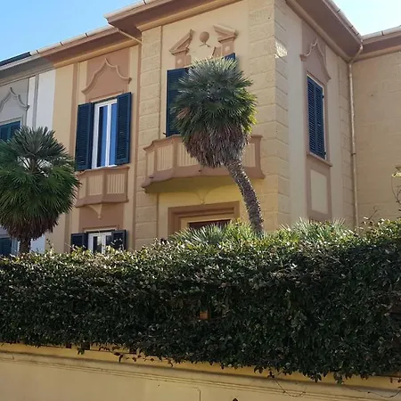 Accademia * Livorno